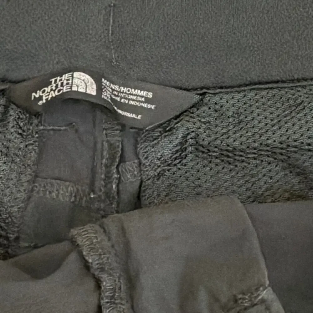 The North Face Grey Outdoor Everyday Hiking Utility FlashDry Shorts Men's 38